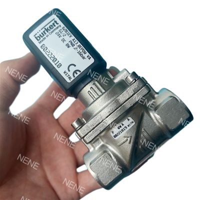 00322548 Válvula com accionamento por solenoide G1/4 FKM AC24V BURKERT 0~+120°C 8W