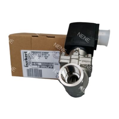 Válvula solenóide Burkert 6281 de grau industrial com vedação EPDM e tensão de operação 230 V/UC