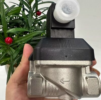 BURKERT Válvula solenoide 00222171 00222172 00222173 6213EV ENBR2.0 através de um buraco