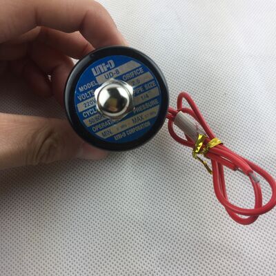 Válvula solenoide de diafragma piloto em latão fundido por cera utilizando bobina de fio de cobre especial H projetada para controle de fluidos