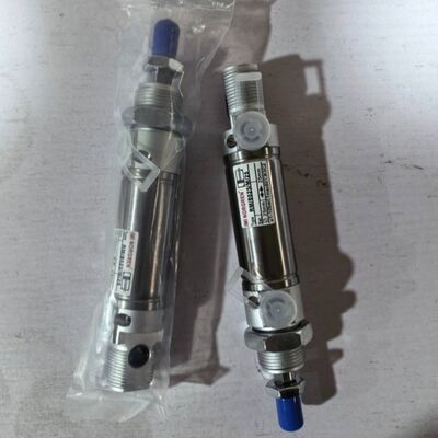 Cilindro pneumático de dupla ação NORGREN RM/8010/M/25 com curso de 25mm e diâmetro de 10mm