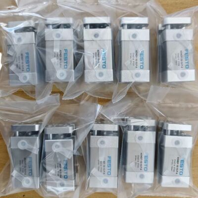 Cilindro compacto de dupla ação com curso de 30 mm - Festo ADNGF-12-30-PA, furo de 12 mm com haste guia 554210