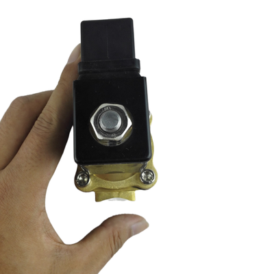 Válvula de material de vedação NBR com bobina quadrada operando a tensão DC12V Perfeita para equipamentos pneumáticos e sistemas automatizados de controle de fluidos