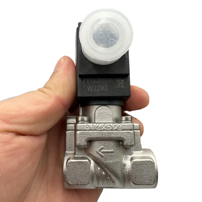 Tipo Burkert 6281 Ampla gama de temperatura válvula solenoide 00322544 00322545 00322546 G3/8 Filamento 2/2 Corpo de aço inoxidável normalmente fechado EPDM Selo 10.0 Orifício de fluxo 8W Bobina DC24V / AC24V / AC220V