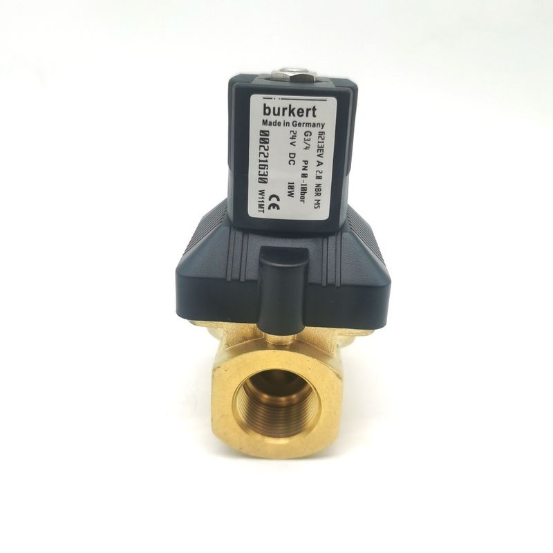 Tipo de flange BURKERT 00134245 6013 Tipo de ligação da placa inferior normalmente fechada Corpo da válvula de latão 0~25bar