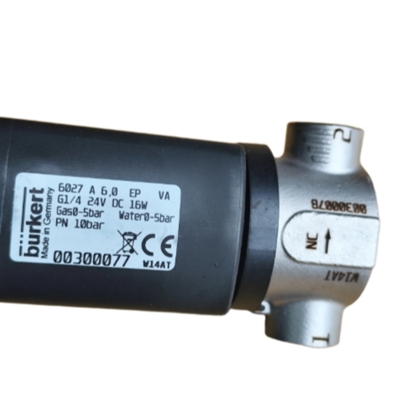 Pressão de 0 a 20 bar válvula solenoide pneumática 24V DC Voltagem 1/2 Port Size Solução para aplicações pneumáticas industriais 178275
