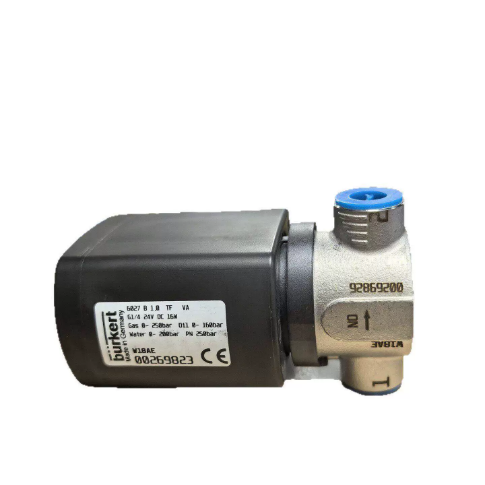 AC 24V Voltagem 6027 válvula de água de 2 vias normalmente aberta concebida para integração perfeita em sistemas industriais de automação de fluidos