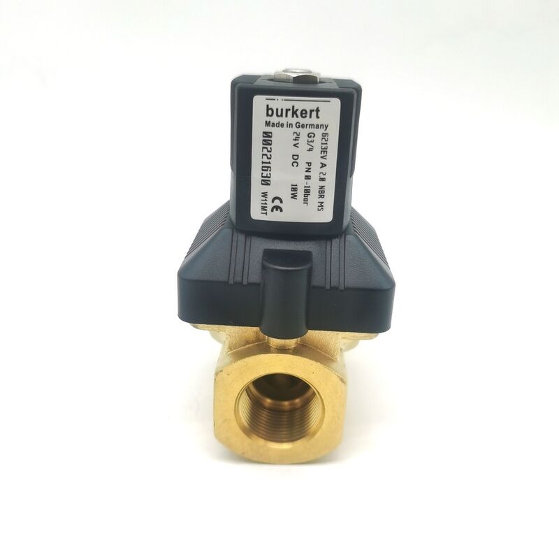 Válvula solenóide genuína Burkert tipo 6213 00221621 AC220V 8W, G3/4 2/2 vias válvula de latão normalmente fechada, vedação NBR de 13 orifícios de fluxo, -10 ~ 80 ° C 0-10 bar controle médio